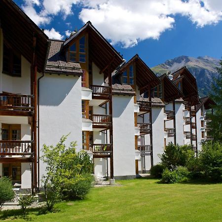 Schweizerhof Ferienwohnungen Lenzerheide 2 Bagian luar foto
